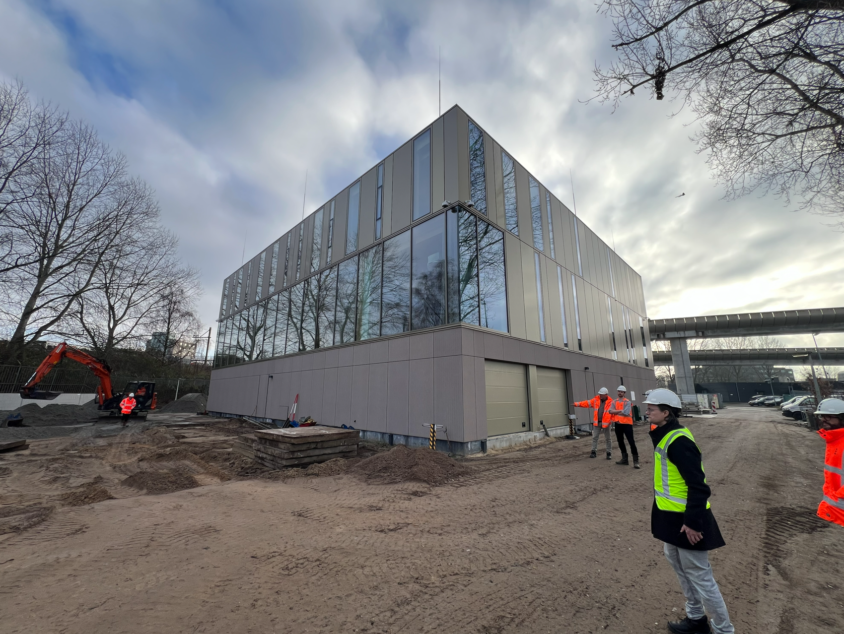 Verkeerscentrale Amsterdam — exterieur bij oplevering